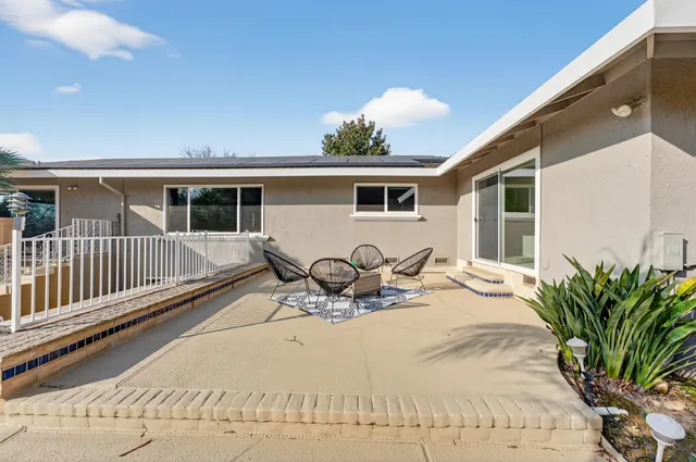 $950,000 | 3006 Scenic Heights Way, Carmichael, CA 95608