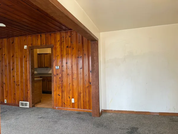 $105,000 | 3245 9th Street, Rockford, IL 61109