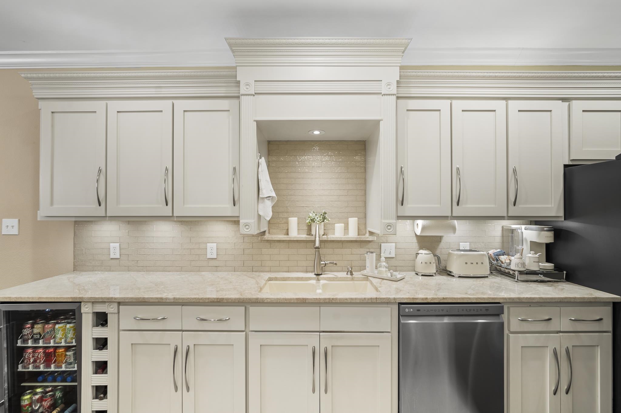 178 Lakeview Loop Daphne, AL 36526 - Photo 13 of 43 Kitchen