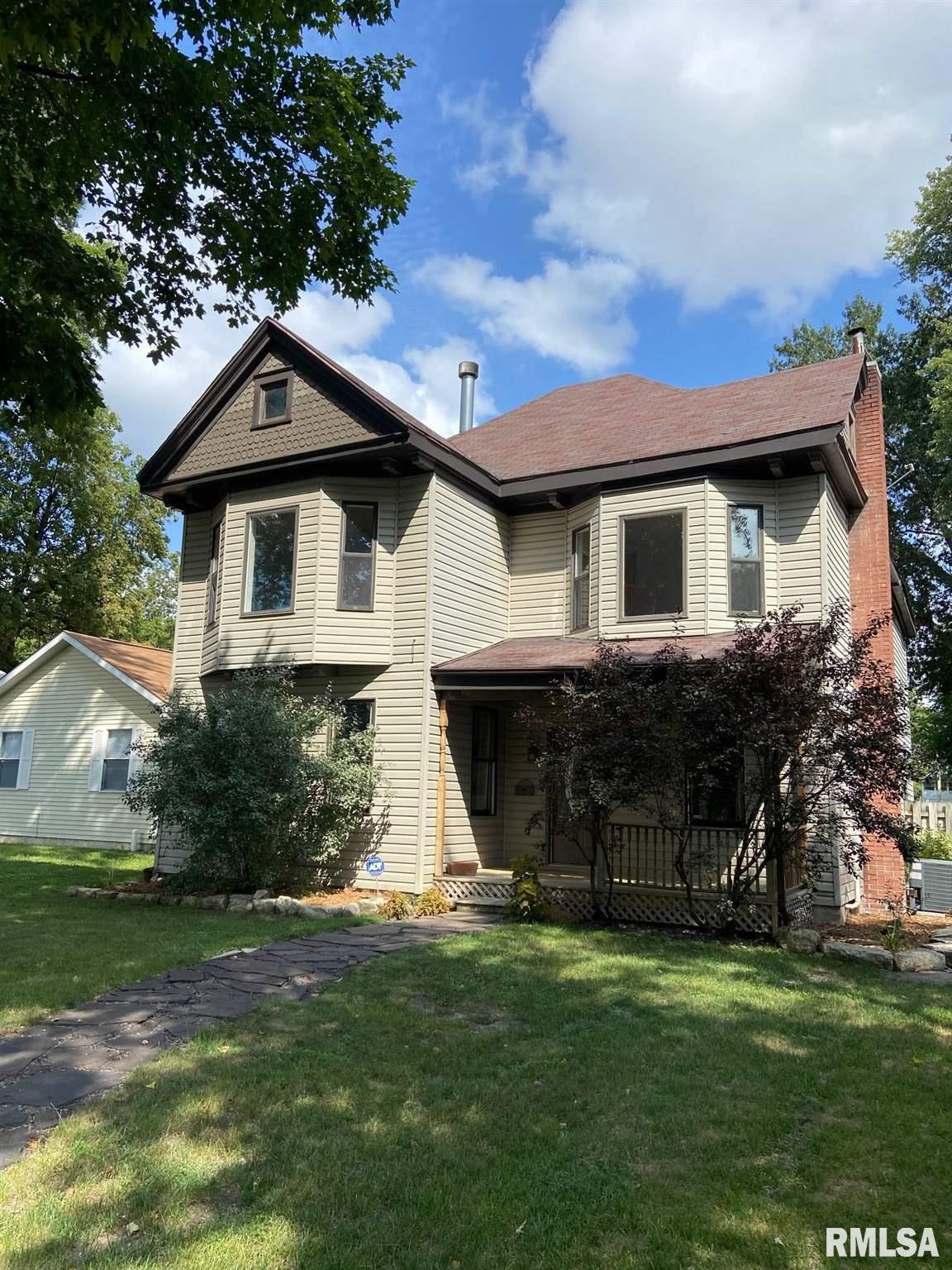 418 South Walnut Street Springfield, IL 62704 - Photo 1 of 24