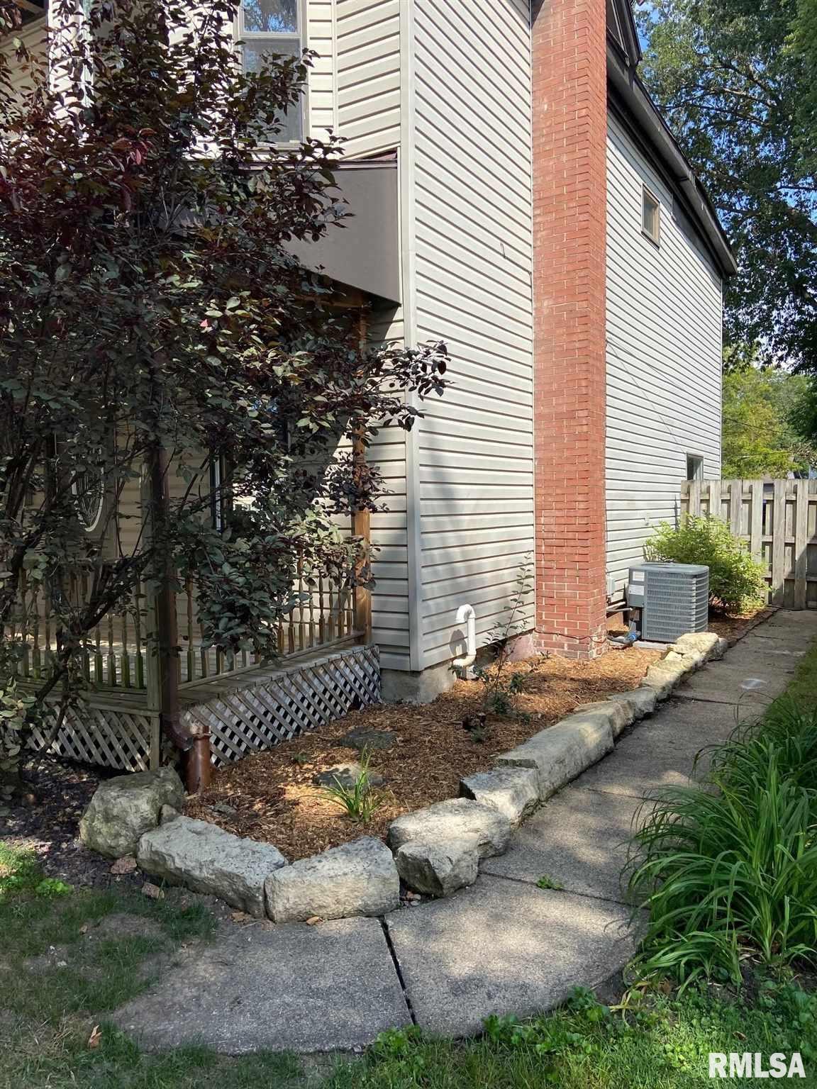 418 South Walnut Street Springfield, IL 62704 - Photo 23 of 24
