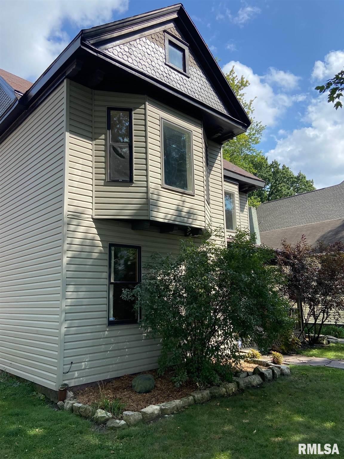 418 South Walnut Street Springfield, IL 62704 - Photo 3 of 24