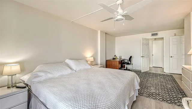 $9,500 | 6415 Midnight Pass Road, Unit 602, Sarasota, FL 34242