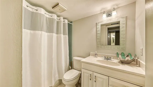 $9,500 | 6415 Midnight Pass Road, Unit 602, Sarasota, FL 34242