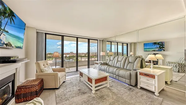 $9,500 | 6415 Midnight Pass Road, Unit 602, Sarasota, FL 34242