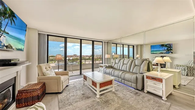 $9,500 | 6415 Midnight Pass Road, Unit 602, Sarasota, FL 34242