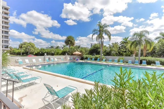 $9,500 | 6415 Midnight Pass Road, Unit 602, Sarasota, FL 34242