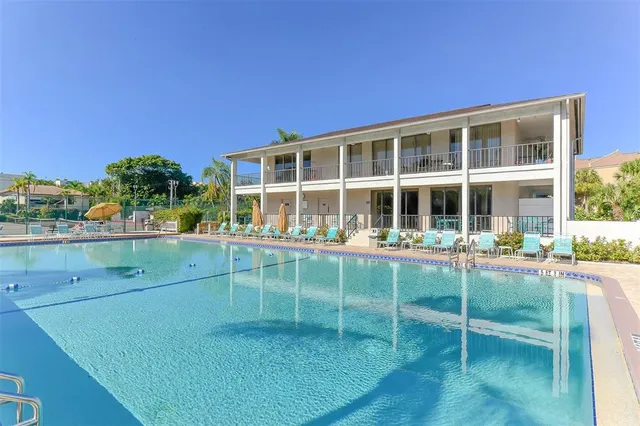 $9,500 | 6415 Midnight Pass Road, Unit 602, Sarasota, FL 34242