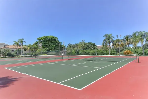 $9,500 | 6415 Midnight Pass Road, Unit 602, Sarasota, FL 34242