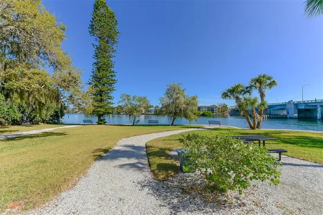 $9,500 | 6415 Midnight Pass Road, Unit 602, Sarasota, FL 34242