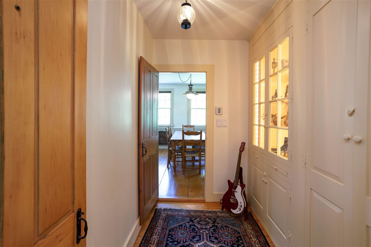 3429 Cloudland Road Pomfret, VT 05091 - Photo 13 of 39