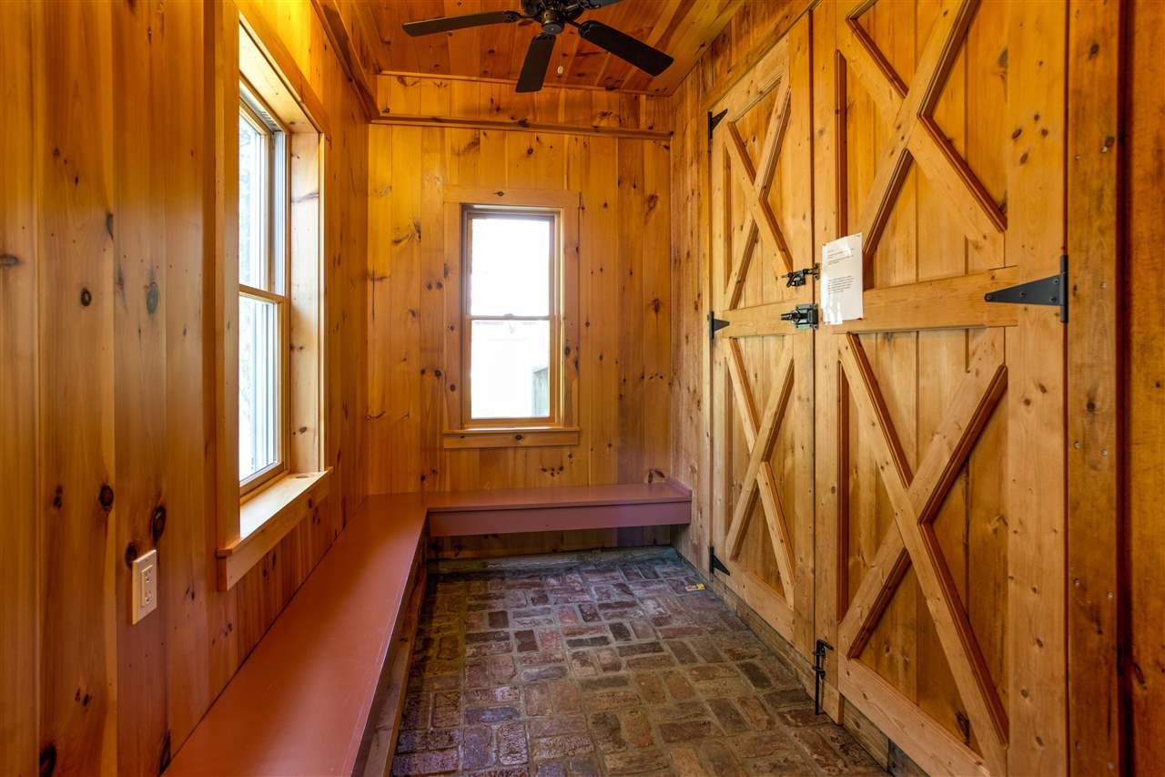 3429 Cloudland Road Pomfret, VT 05091 - Photo 25 of 39