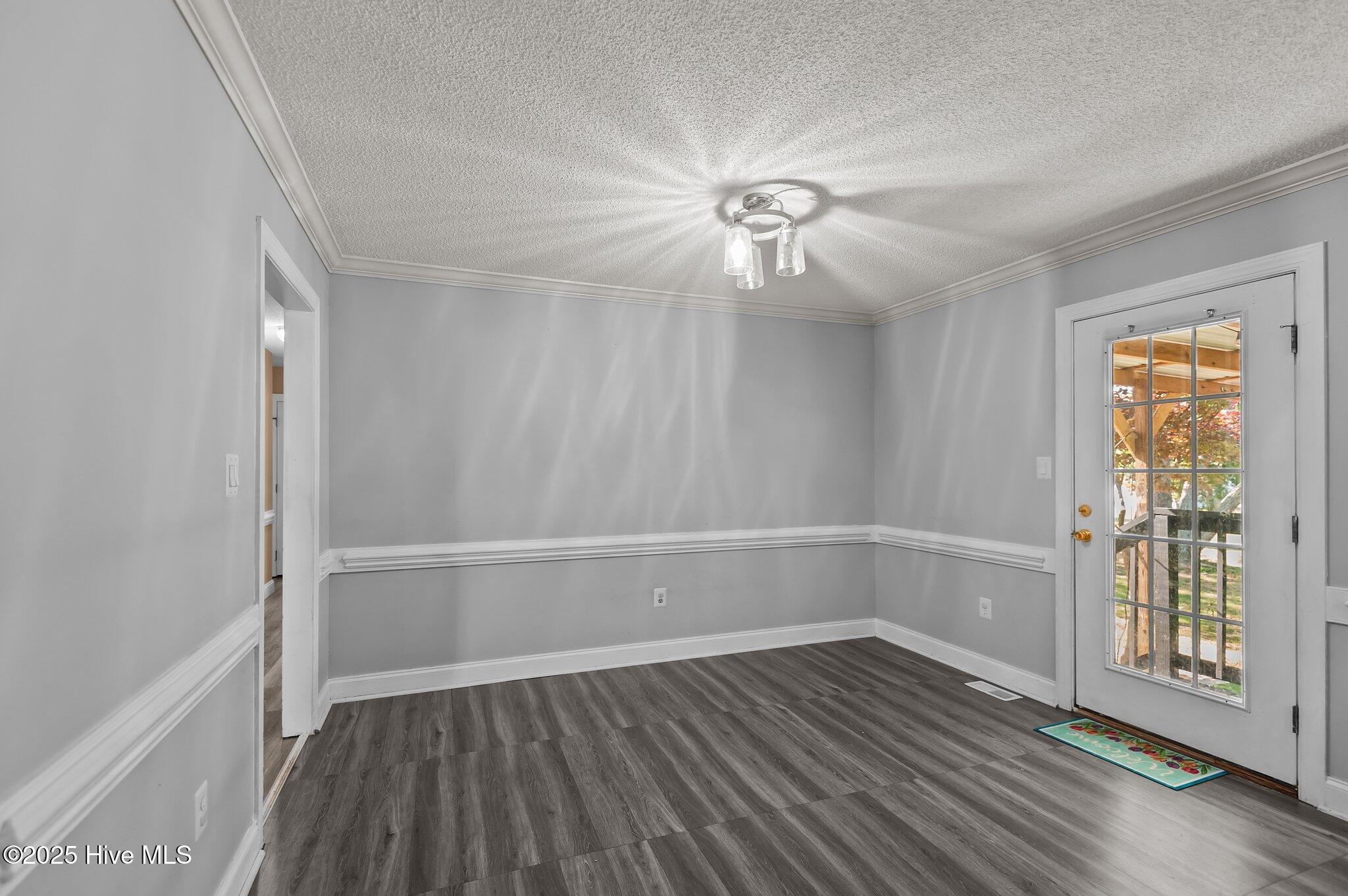 5065 Chris Road Bailey, NC 27807 - Photo 13 of 57 13-web-or-mls-_DSC2696