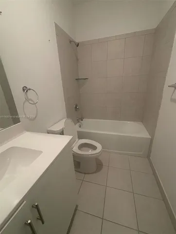 $2,575 | 24601 Southwest 119th Place, Unit 5, Homestead, FL 33032