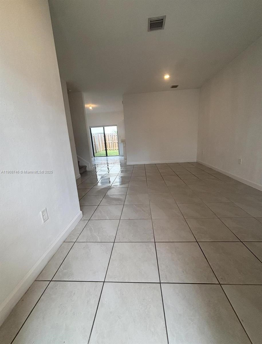 24601 Southwest 119th Place, Unit 5 Homestead, FL 33032 - Photo 8 of 21