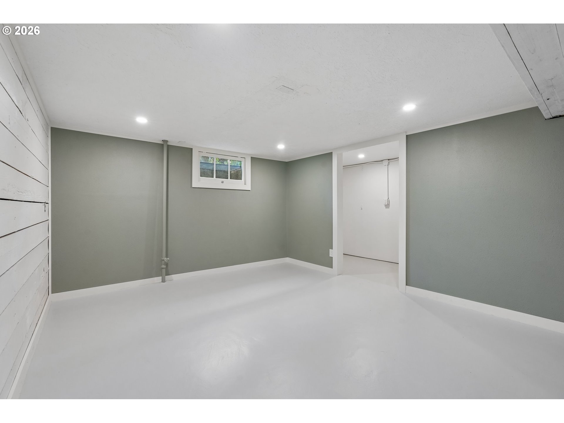 4204 Fir Street Vancouver, WA 98660 - Photo 29 of 37 a view of an empty room