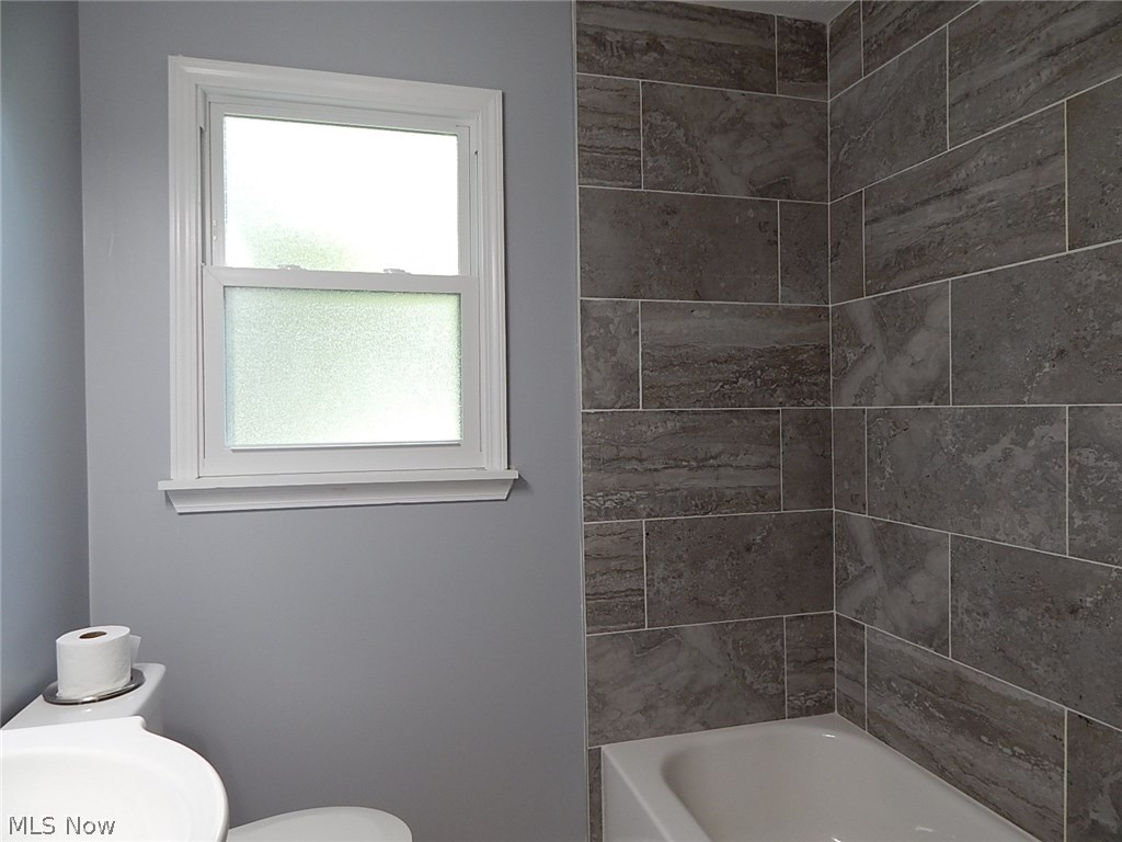 24248 Maple Ridge Road North Olmsted, OH 44070 - Photo 18 of 24 Gallery Image 18