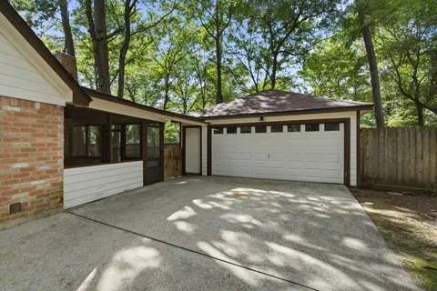 $550,000 | 9 North Havenridge Drive, The Woodlands, TX 77381