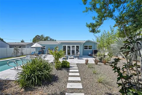 $599,000 | 743 43rd Avenue Northeast, St. Petersburg, FL 33703