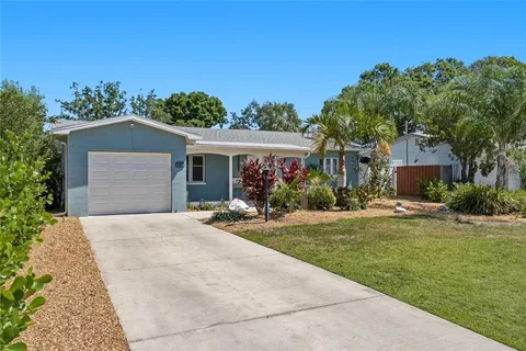 $599,000 | 743 43rd Avenue Northeast, St. Petersburg, FL 33703