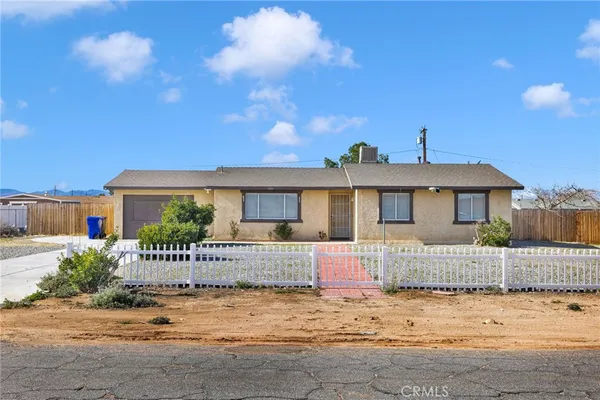 $390,000 | 10616 Jamul Road, Apple Valley, CA 92308