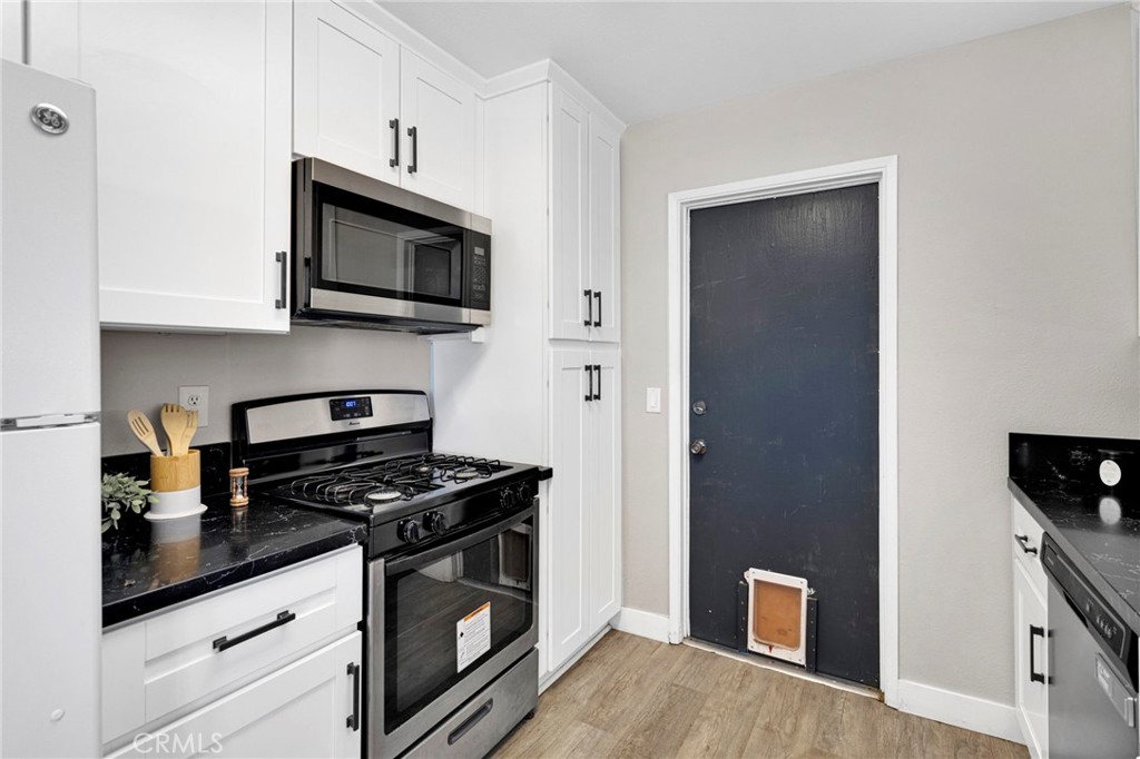 10616 Jamul Road Apple Valley, CA 92308 - Photo 12 of 25