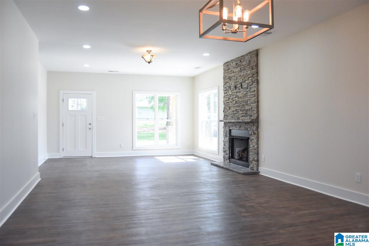 27 Henderson Road Lincoln, AL 35096 - Photo 10 of 48