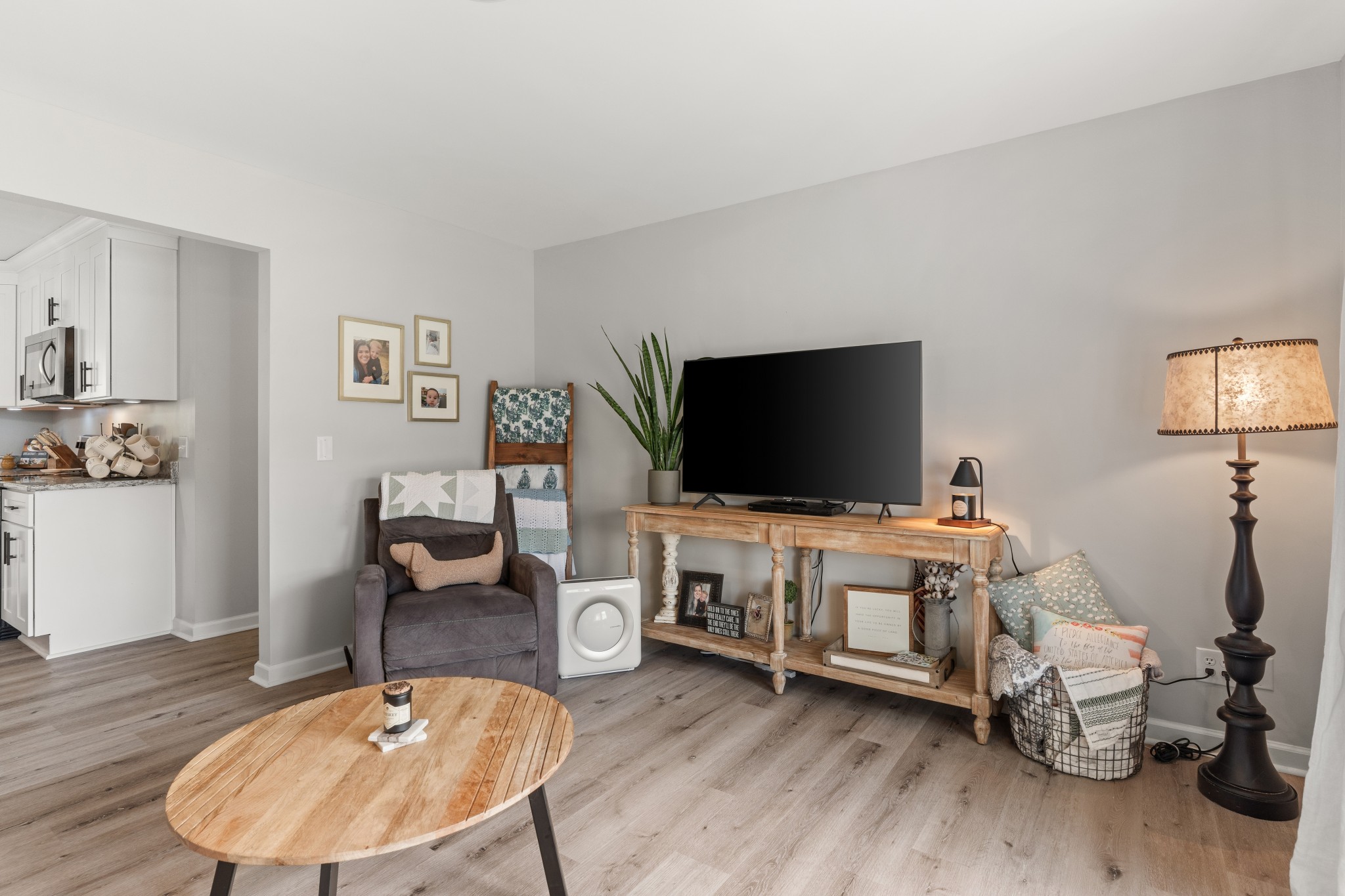 2957 Distillery Road Greenbrier, TN 37073 - Photo 9 of 41 a living room with furniture and a flat screen tv