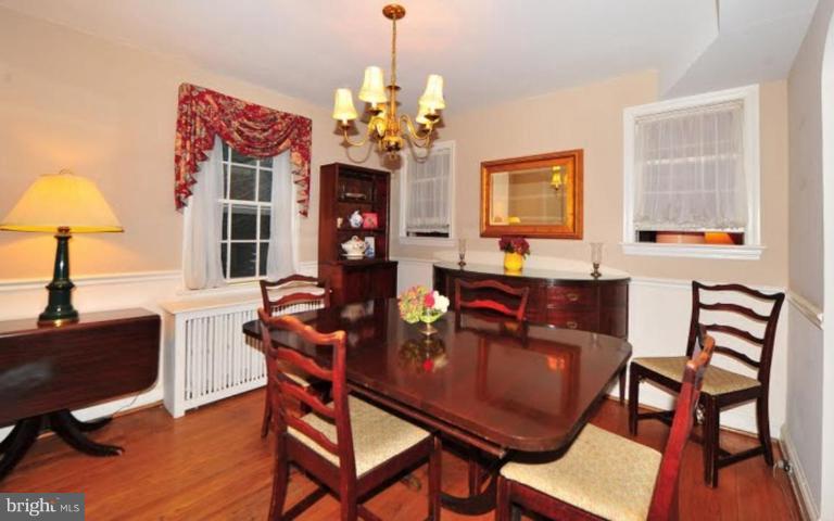 16 West Braddock Road Alexandria, VA 22301 - Photo 7 of 15 Dining Room