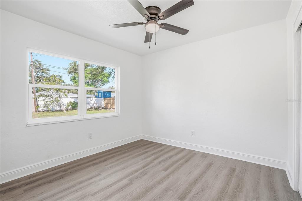 4720 Mohegan Road St. Petersburg, FL 33708 - Photo 23 of 33