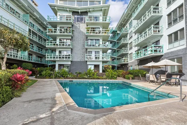 $700,000 | 2957 Kalakaua Avenue, Unit 501, Honolulu, HI 96815