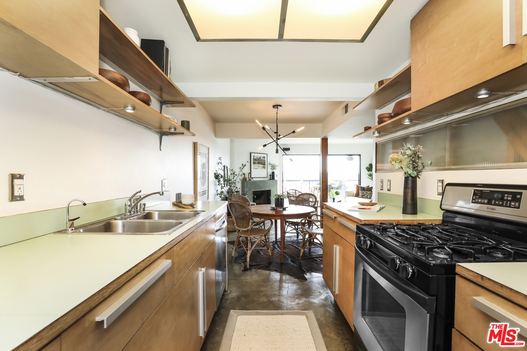 3375 Descanso Drive, Unit 2 Los Angeles, CA 90026 - Photo 14 of 31