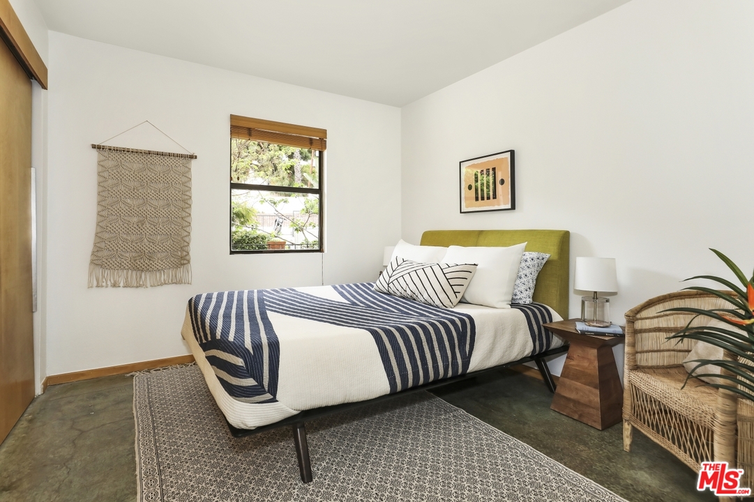 3375 Descanso Drive, Unit 2 Los Angeles, CA 90026 - Photo 22 of 31