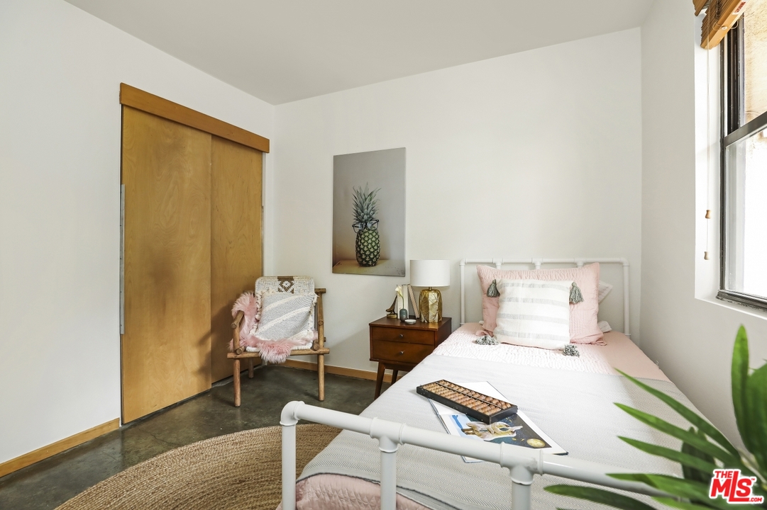 3375 Descanso Drive, Unit 2 Los Angeles, CA 90026 - Photo 27 of 31