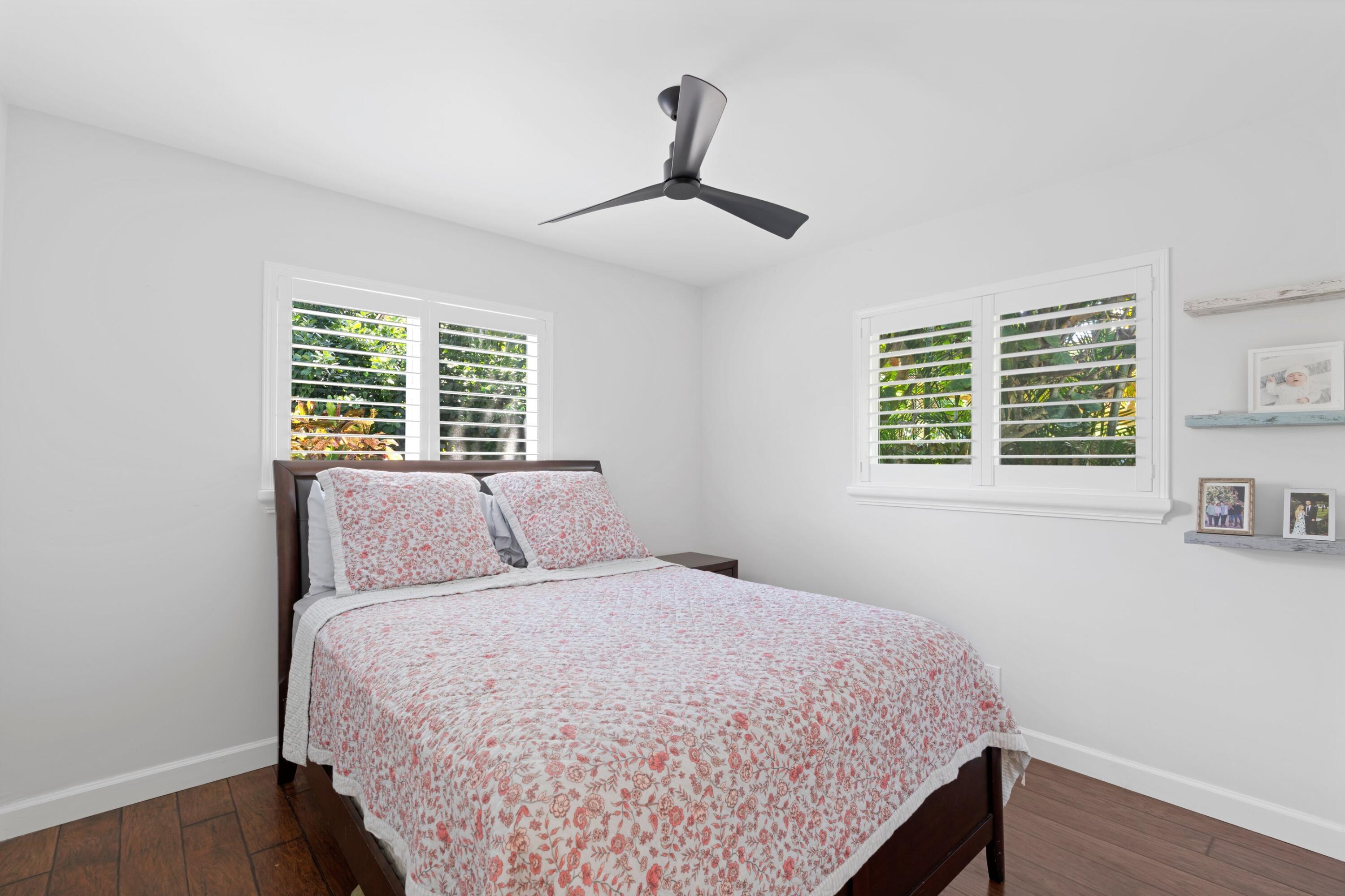 136 Oregon Lane Boca Raton, FL 33487 - Photo 14 of 45 Bedroom 3