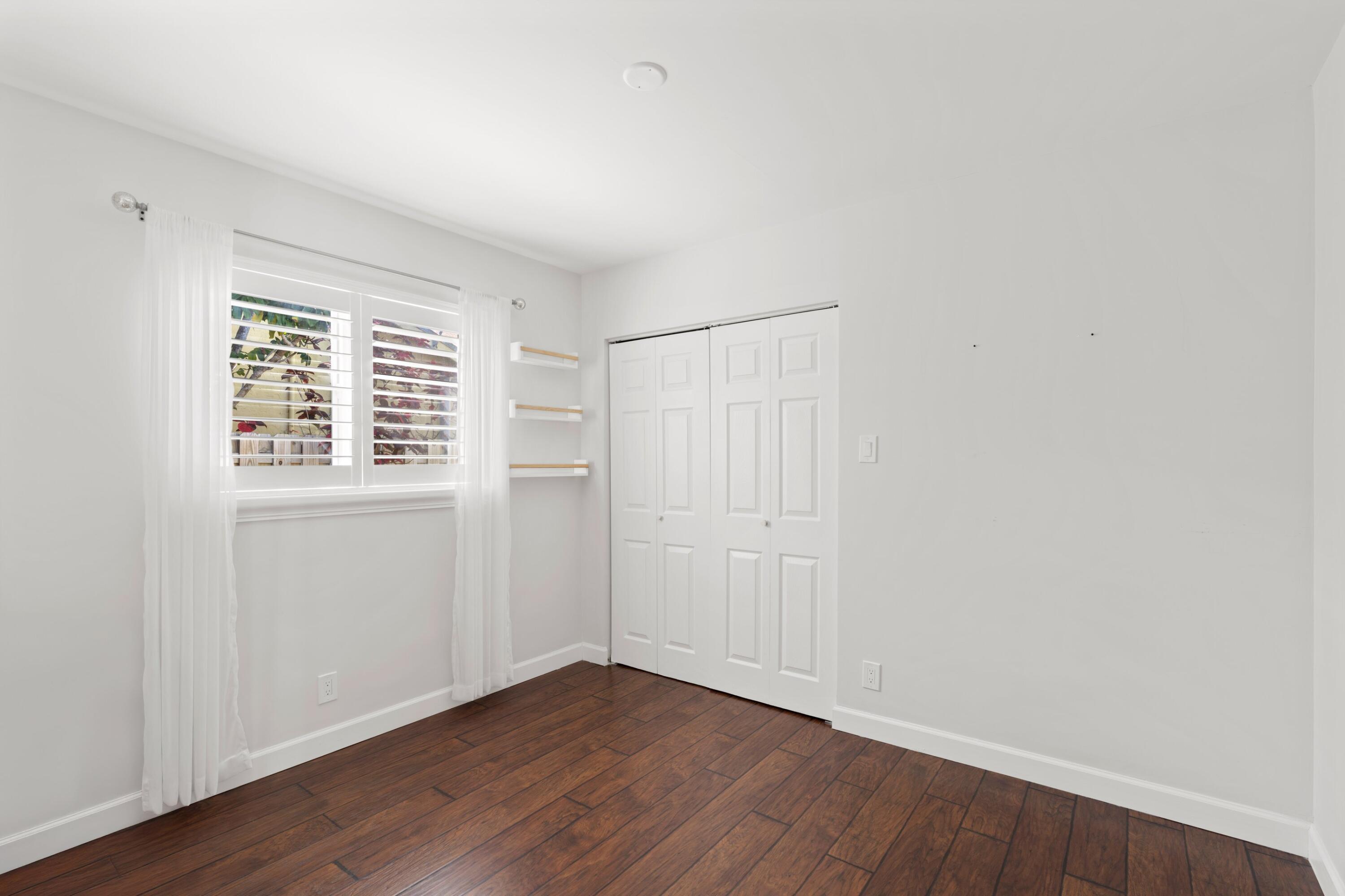136 Oregon Lane Boca Raton, FL 33487 - Photo 16 of 45 Bedroom 2
