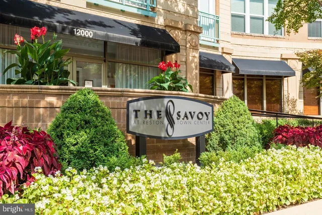 $2,000 | 12000 Market Street, Unit 377, Reston, VA 20190