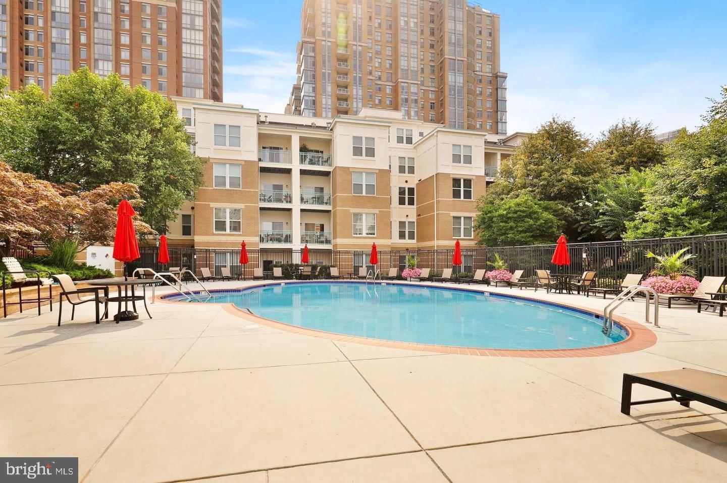 12000 Market Street, Unit 377 Reston, VA 20190 - Photo 35 of 40