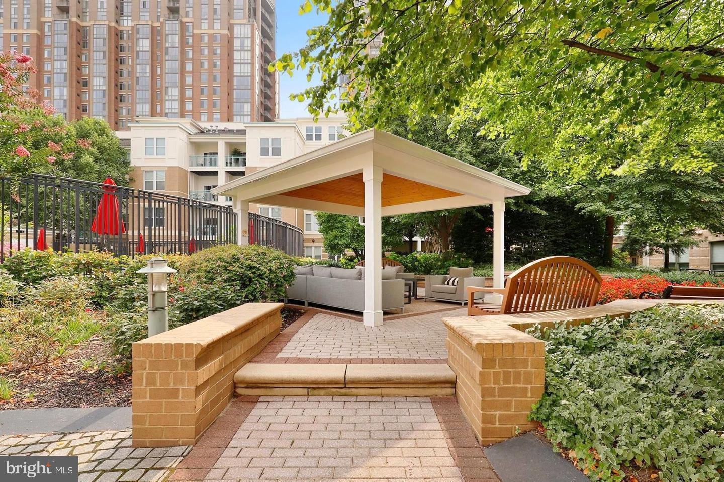 12000 Market Street, Unit 377 Reston, VA 20190 - Photo 37 of 40