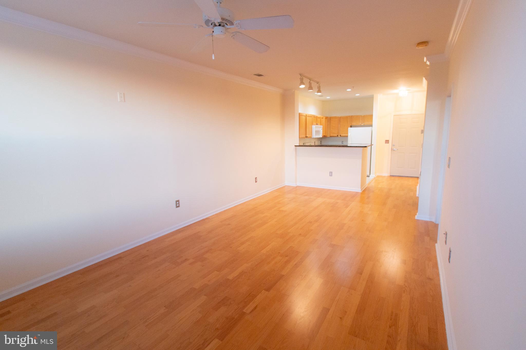 12000 Market Street, Unit 377 Reston, VA 20190 - Photo 9 of 40