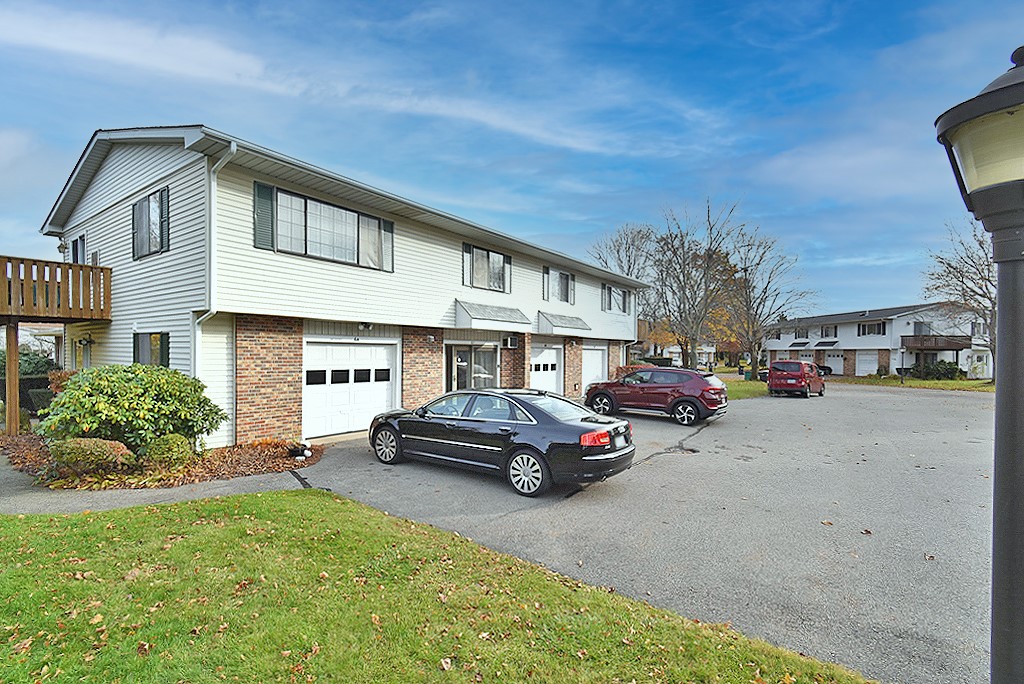 61 Fox Ridge Crescent Warwick, RI 02886 - Photo 13 of 17 Gallery Image 13
