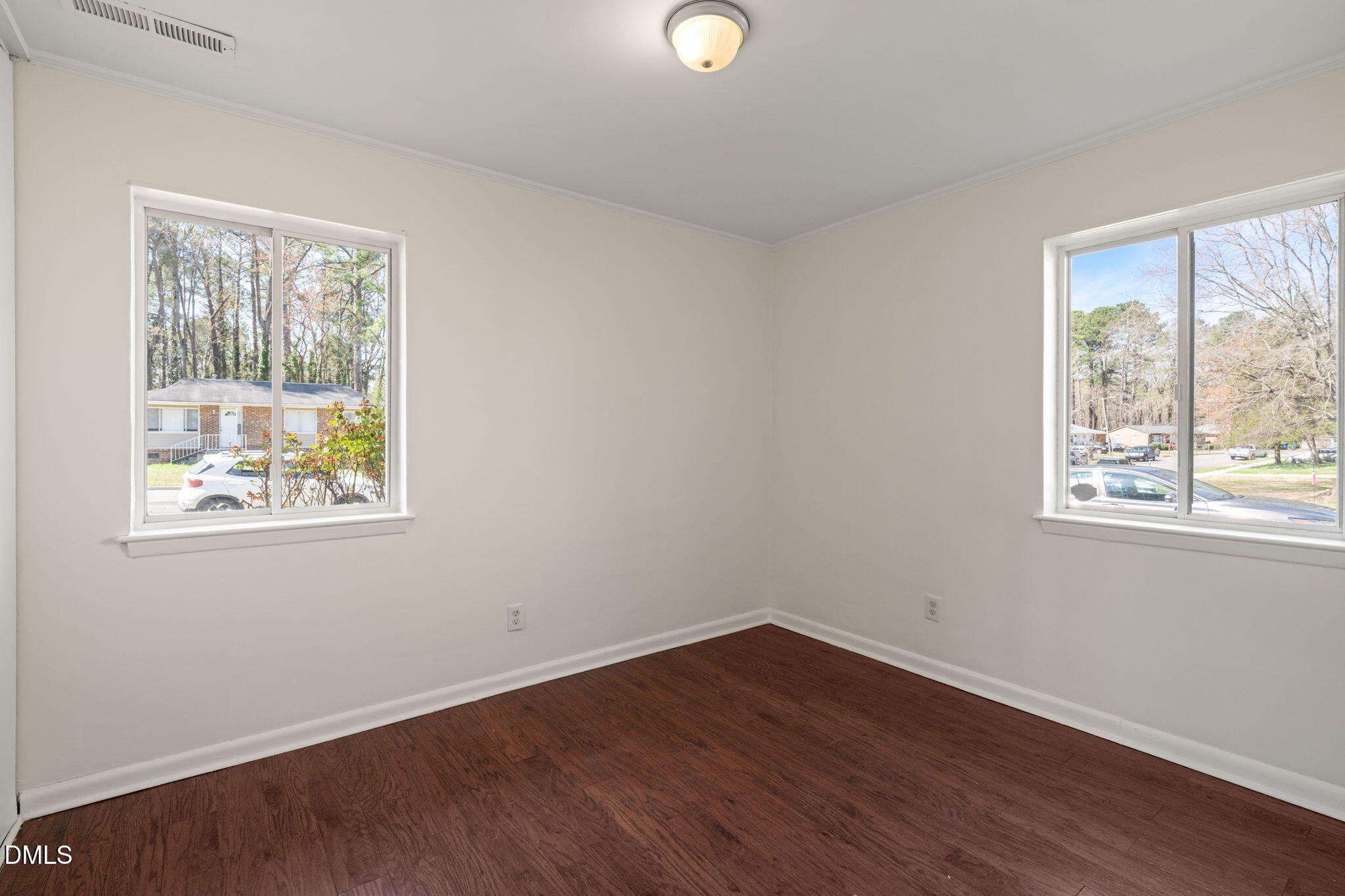825 Waring Street Durham, NC 27704 - Photo 17 of 24 18-web-or-mls-untitled-26