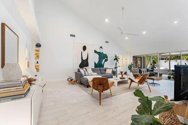 $1,295,000 | 125 Harbourside Circle, Jupiter, FL 33477