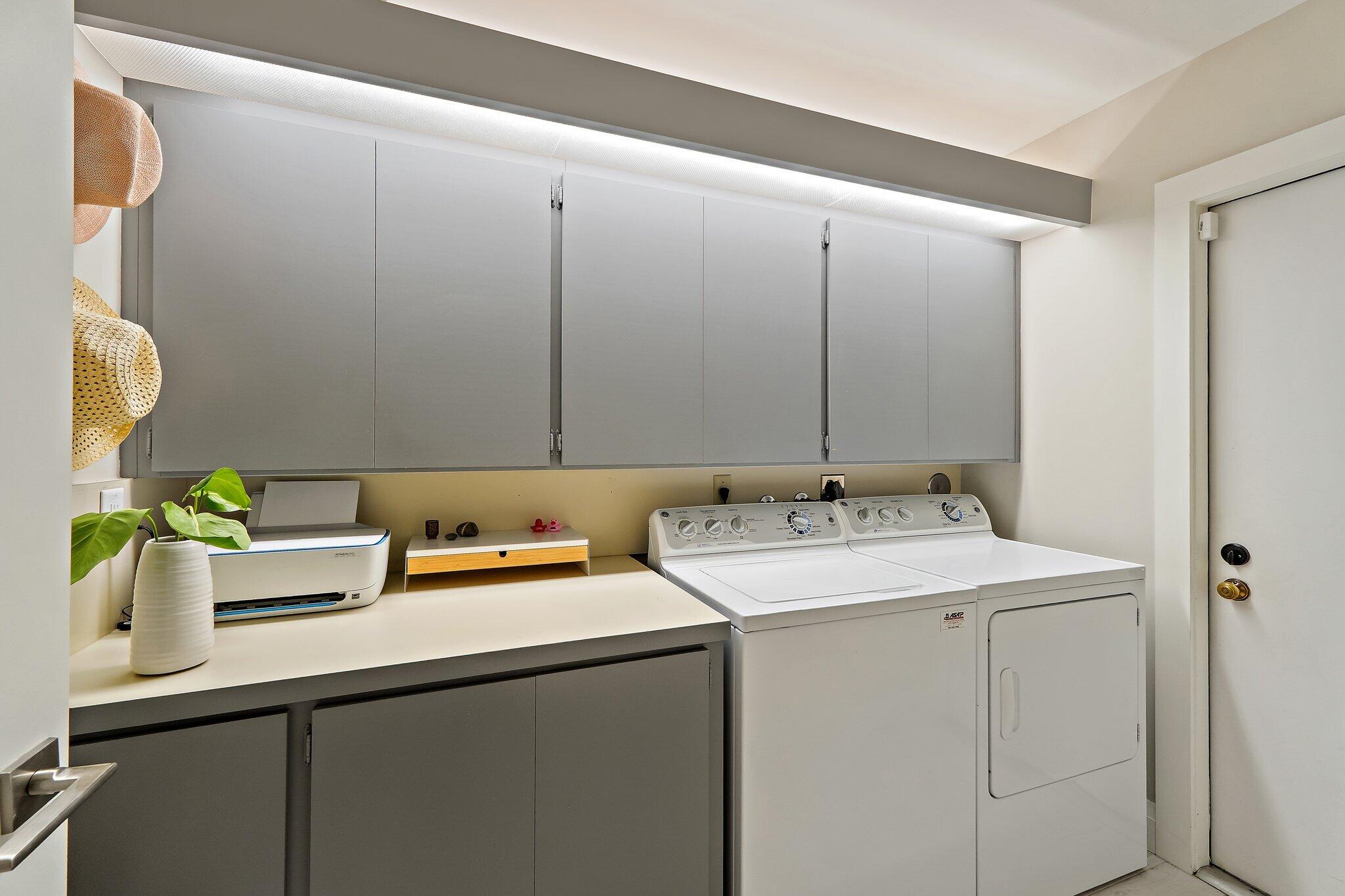 125 Harbourside Circle Jupiter, FL 33477 - Photo 36 of 54 040-125HarboursideCir-Jupiter-SMALL