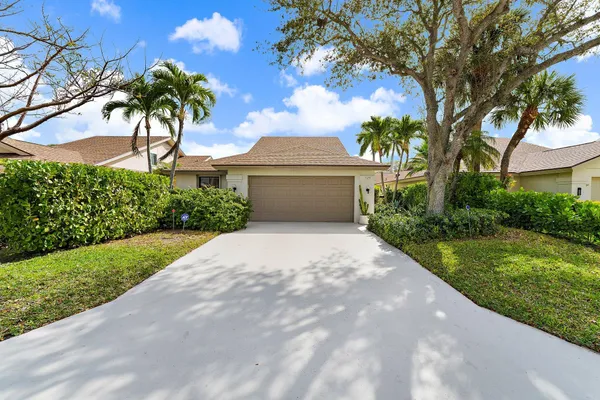 $1,295,000 | 125 Harbourside Circle, Jupiter, FL 33477