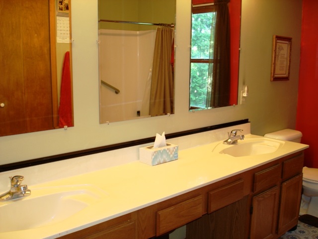 9842 East Pleasant Valley Road Shepherd, MI 48883 - Photo 18 of 38 1833555-20.JPG