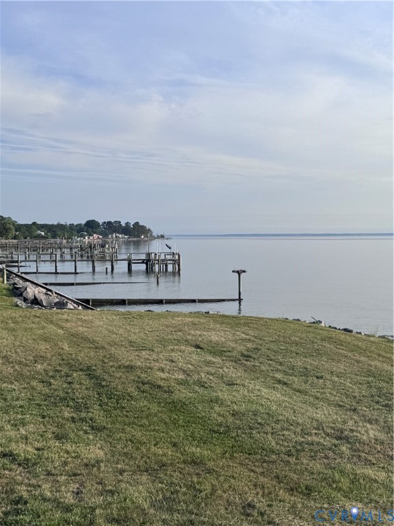 3022 Skipjack Road Kinsale, VA 22488 - Photo 2 of 10 a view of a water pool