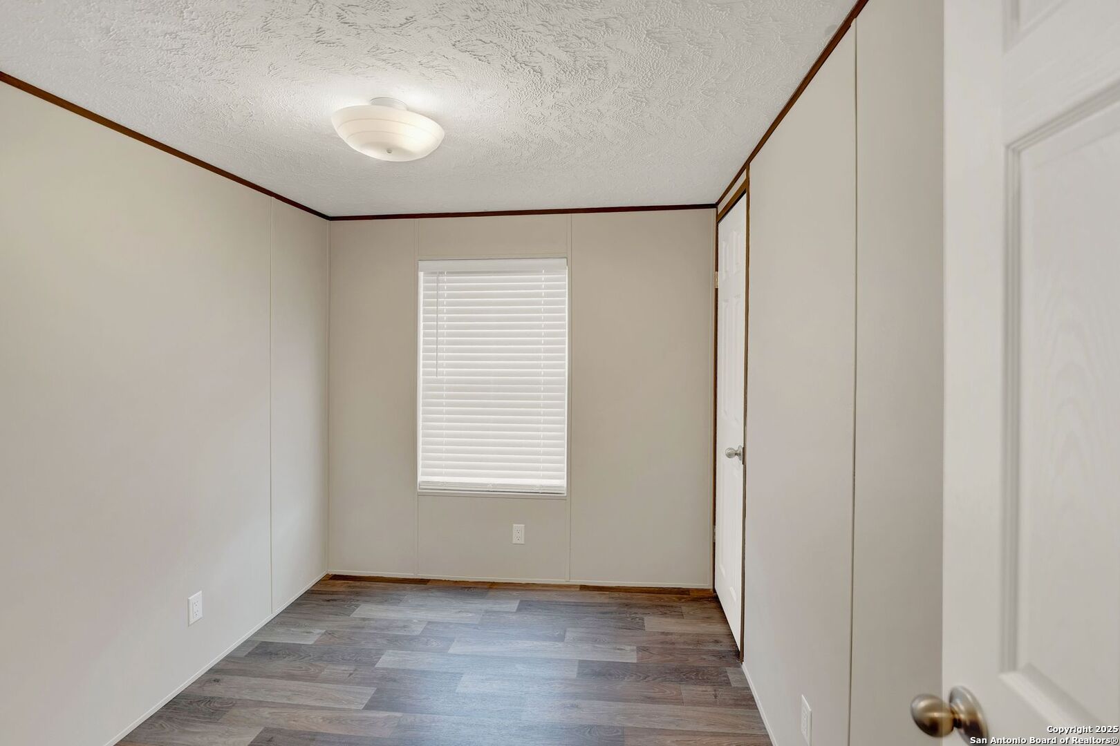 888 Lobo Loop Hondo, TX 78861 - Photo 14 of 35