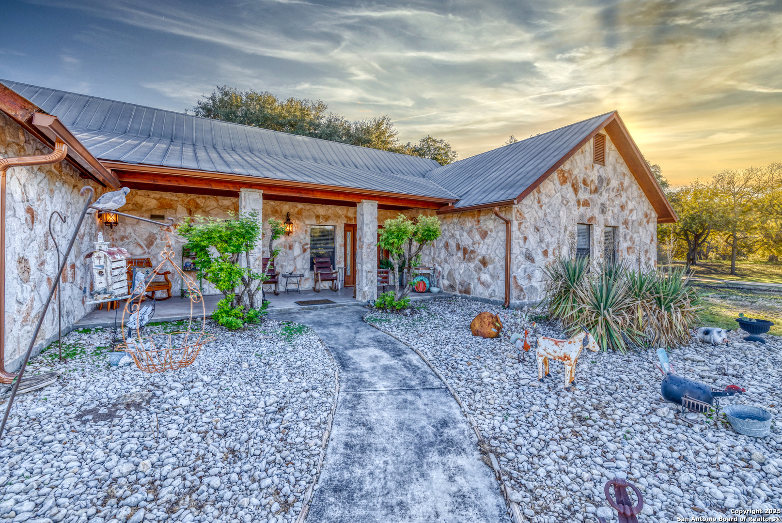 498 Camino Del Rancho Concan, TX 78838 - Photo 2 of 37