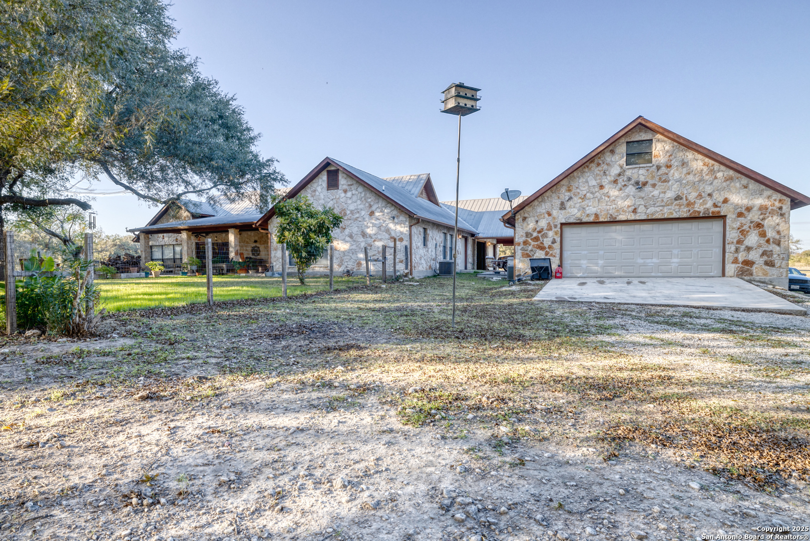 498 Camino Del Rancho Concan, TX 78838 - Photo 25 of 37